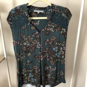 Danielle Rainn - Caleena Pleated Crochet Knit Top